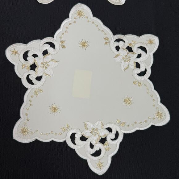 Set 4 German Embroidered Christmas Doilies Star Shaped Gold Thread 9” Table Mats - Picture 2 of 5